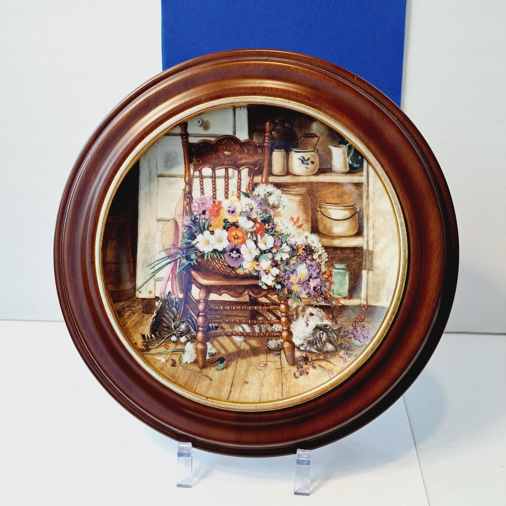 Country Cuttings 1990 WS George Collector plate with frame